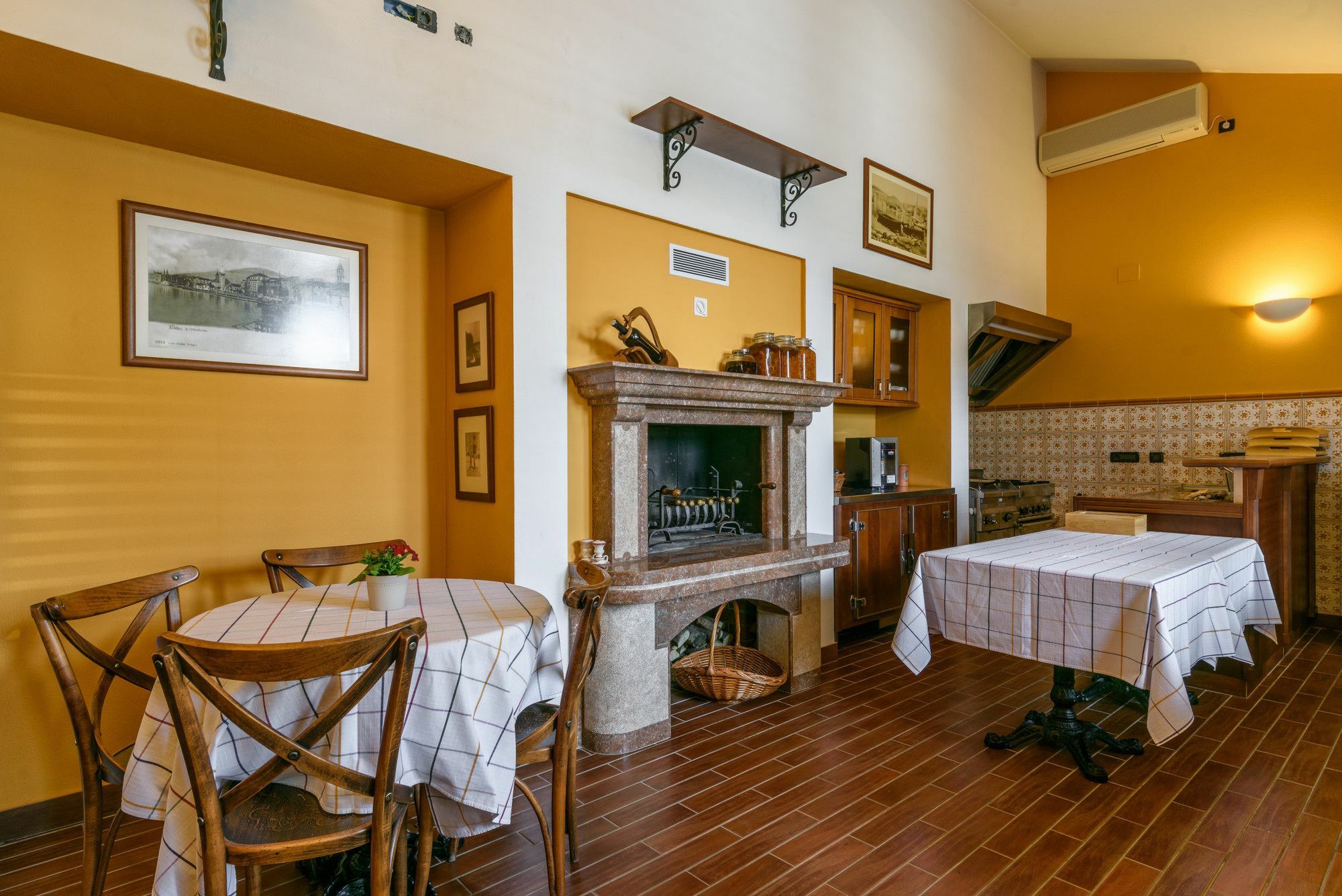 Villa Lavandula With Heated Swimming Pool Trogir Ngoại thất bức ảnh